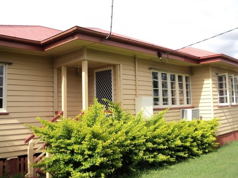 14 Casey Street, Leichhardt QLD 4305