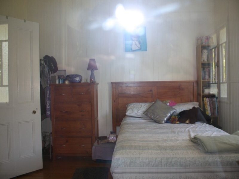 24 Downs Street, North Ipswich QLD 4305