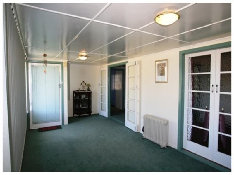 10 Ferguson Street, North Ipswich QLD 4305