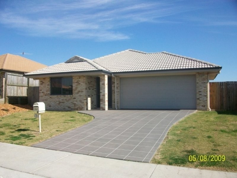 7 Sarah Place, Raceview QLD 4305