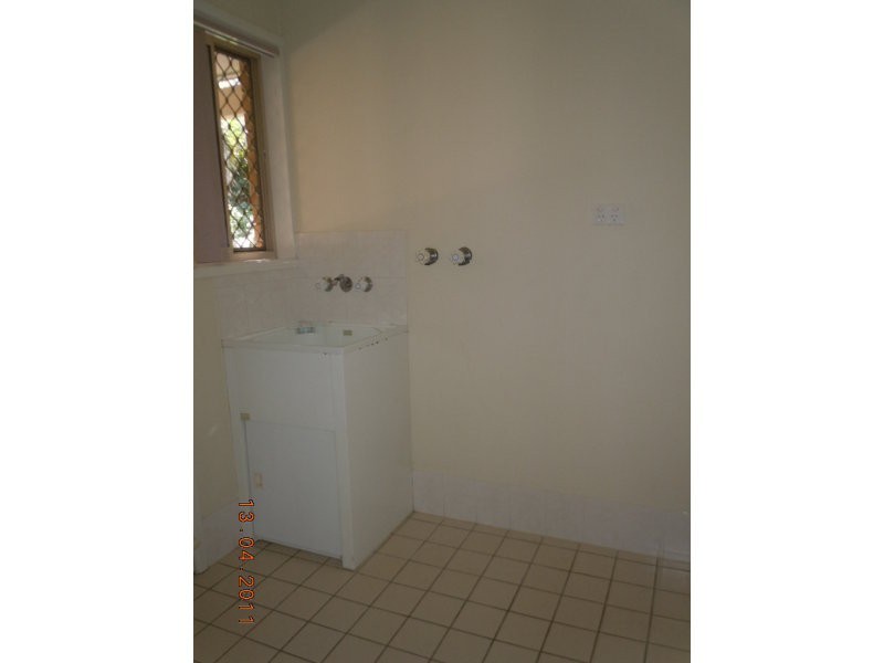 8 Cocos Place, Raceview QLD 4305