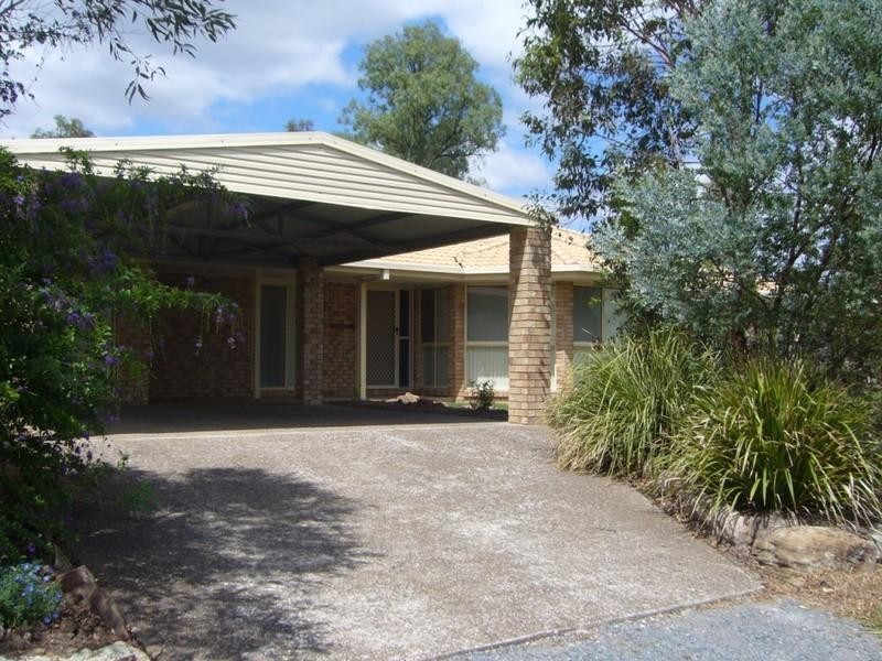 84 Flinders Street, Peak Crossing QLD 4306