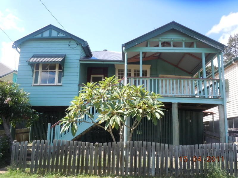 9 Mortimer Street, Ipswich QLD 4305