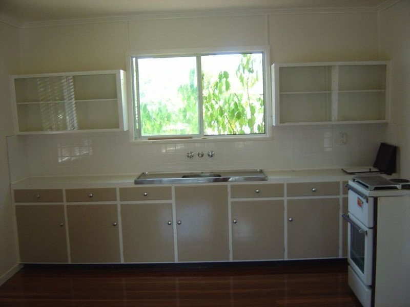 31 Gilmore Street, Leichhardt QLD 4305