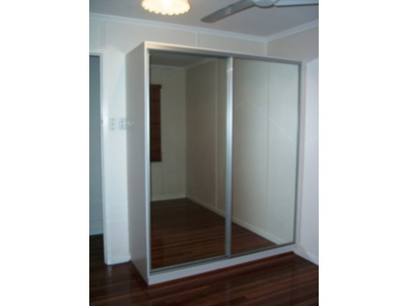 31 Gilmore Street, Leichhardt QLD 4305