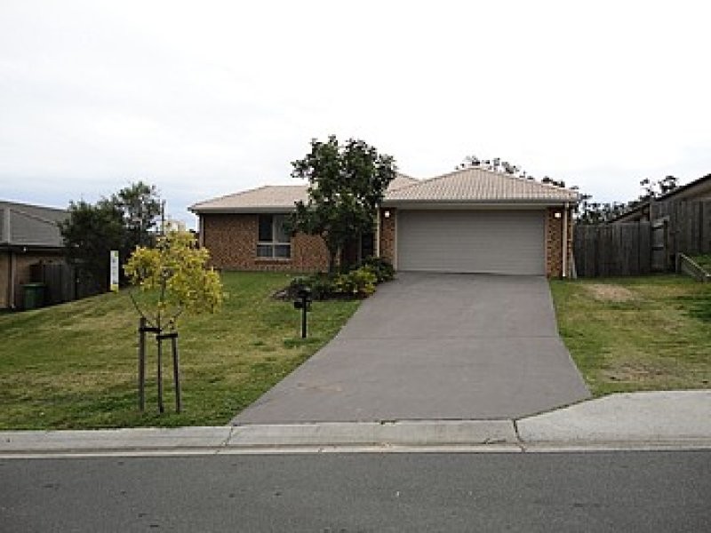 12 Burswood Close, Wulkuraka QLD 4305