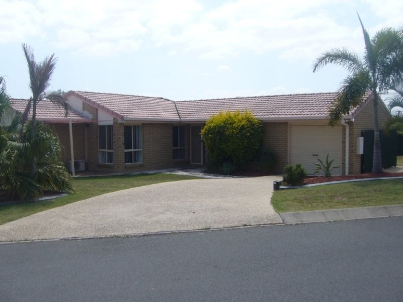 4 Walnut Close, Yamanto QLD 4305