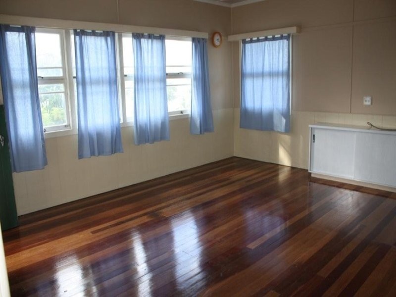 170 Glebe Road, Booval QLD 4304