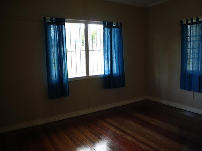 170 Glebe Road, Booval QLD 4304