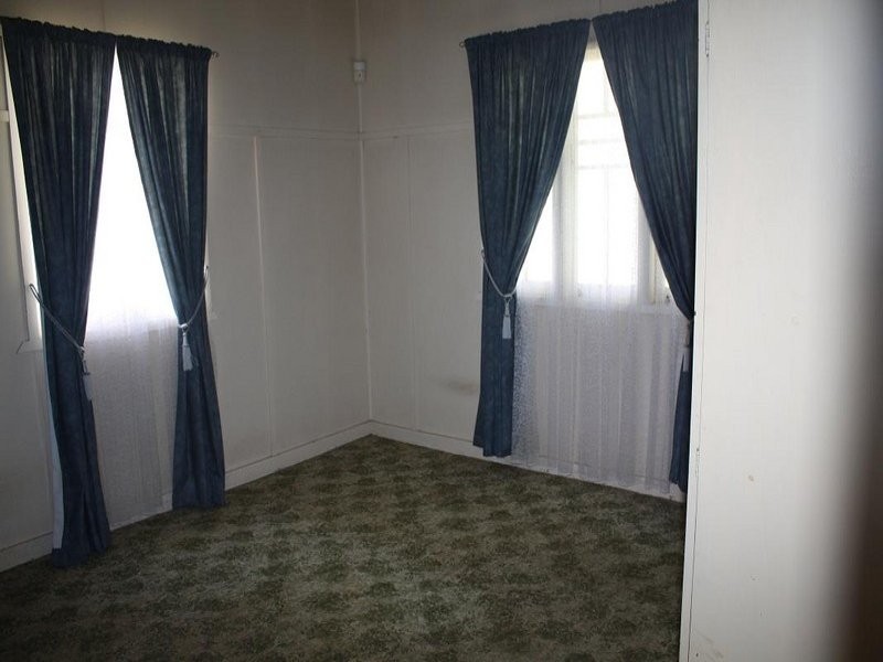 9 Holt Street, Brassall QLD 4305