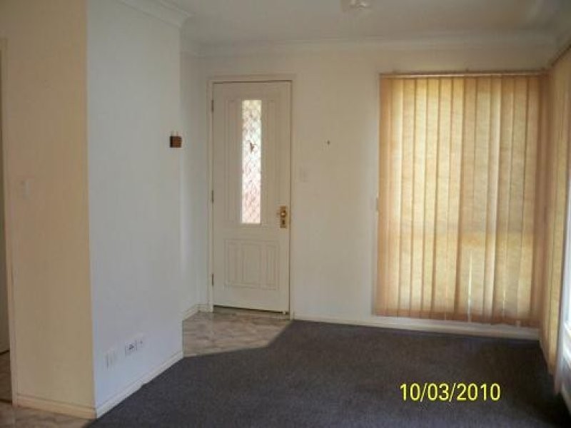 52 Earl Street, Dinmore QLD 4303