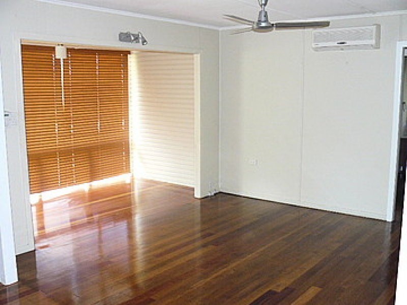 4 Allen Street, North Ipswich QLD 4305