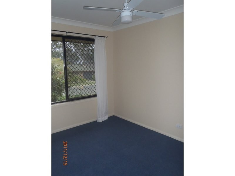 18 Lyrebird Lane, Bellbird Park QLD 4300