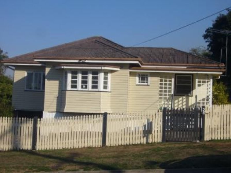 28 Chermside Road, Eastern Heights QLD 4305