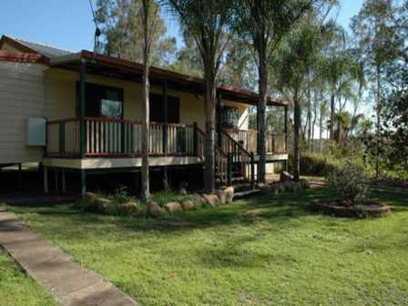 4 Erskine Street, Fernvale QLD 4306