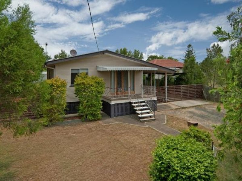 9 Bremer Parade, Basin Pocket QLD 4305