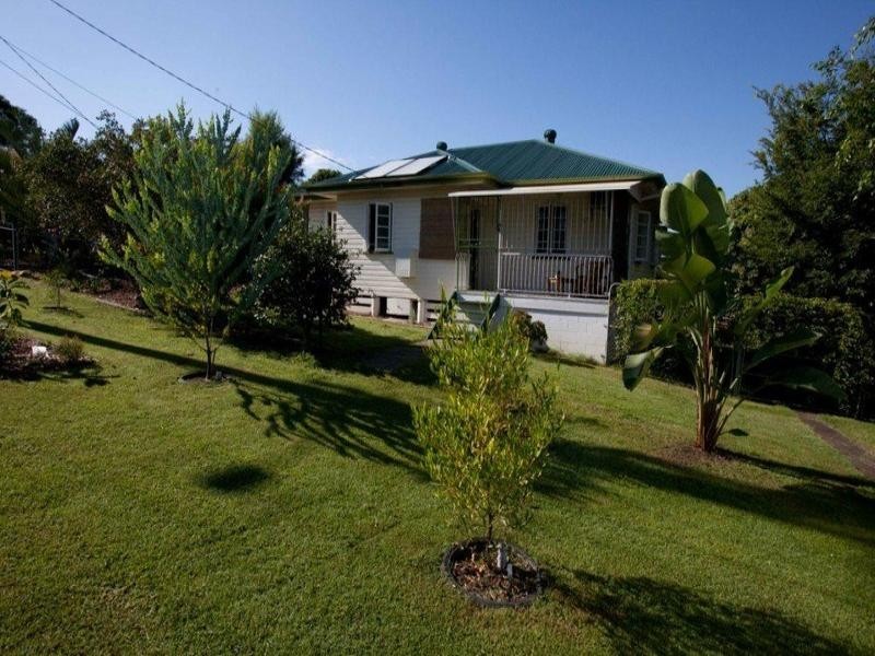 5 Morris Street, Silkstone QLD 4304