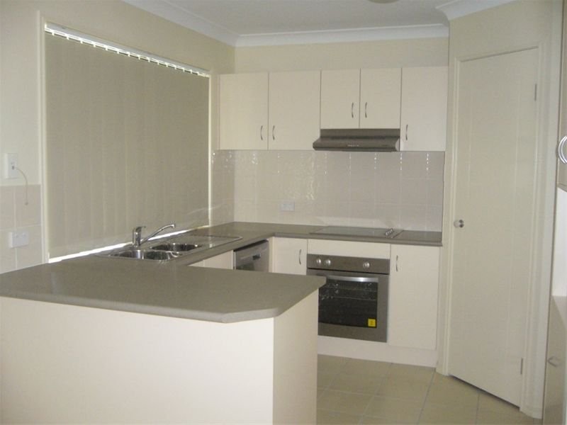 21 Sarah Drive, Yamanto QLD 4305