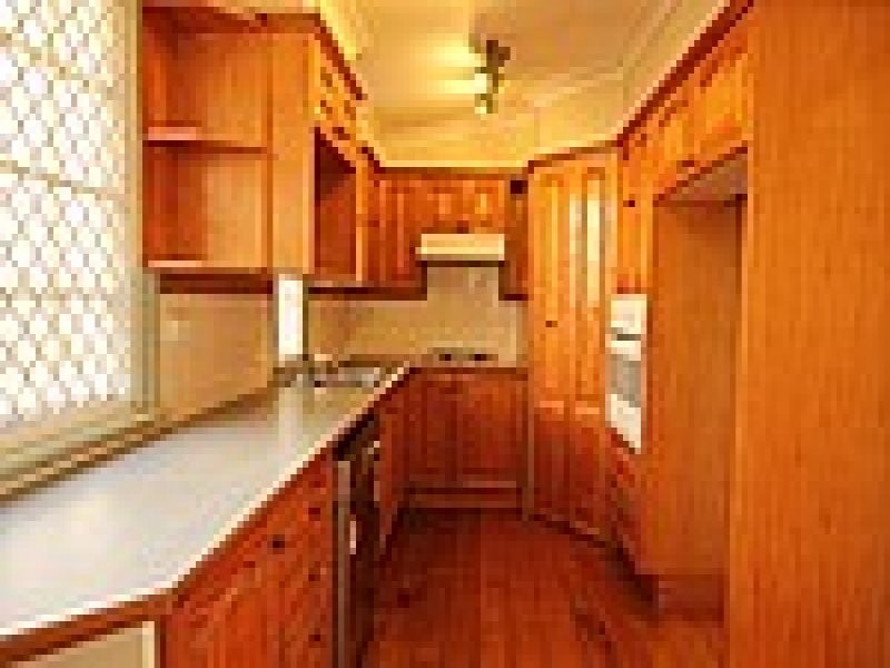 45 Glebe Road, Newtown QLD 4305