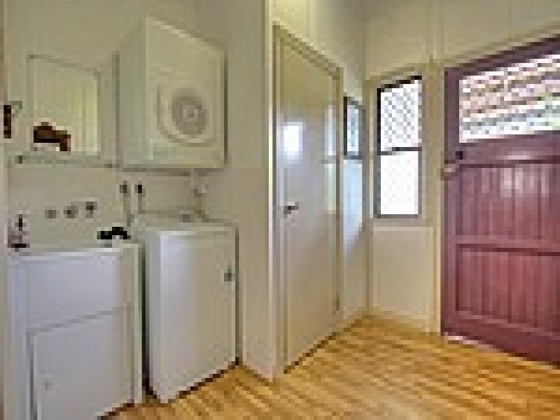 7 Vernon Street, Ipswich QLD 4305
