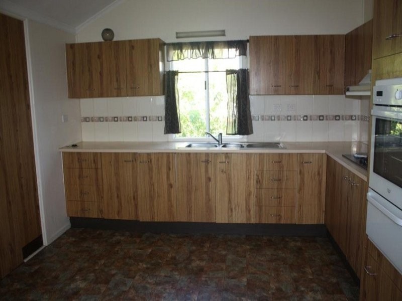 262 Warwick Road, Churchill QLD 4305