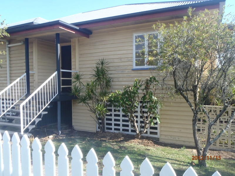 10 Boundary Street, Bundamba QLD 4304