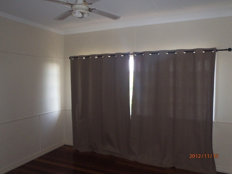 10 Boundary Street, Bundamba QLD 4304