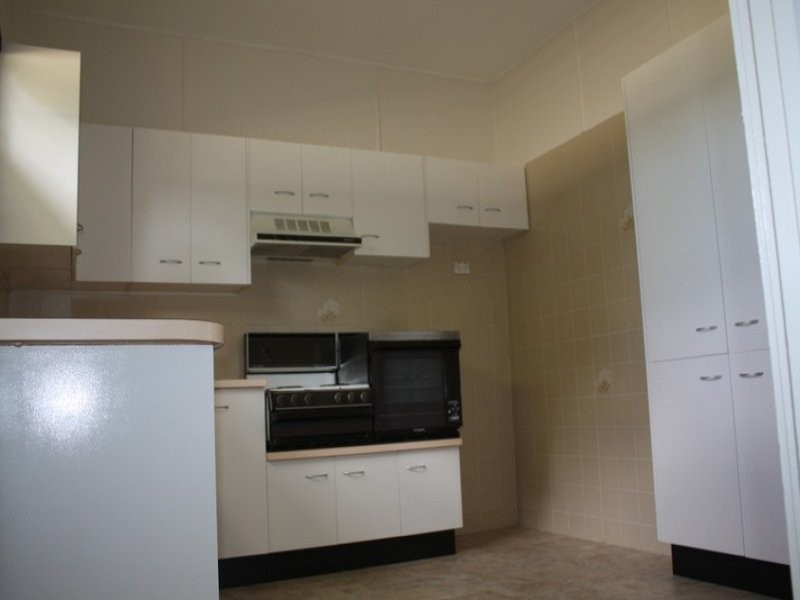 13 Mossom Street, North Ipswich QLD 4305