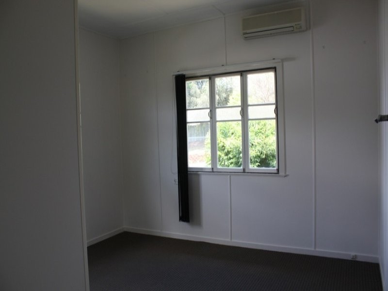 13 Mossom Street, North Ipswich QLD 4305