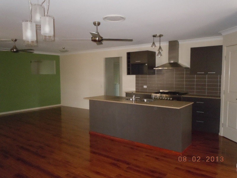 18 Willowood Place, Fernvale QLD 4306