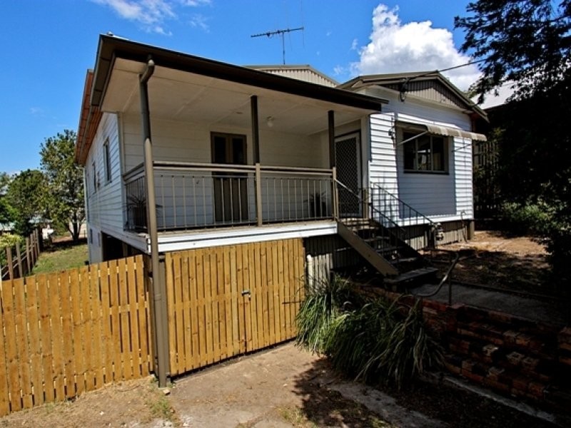 3 Fitzgerald Street, North Ipswich QLD 4305