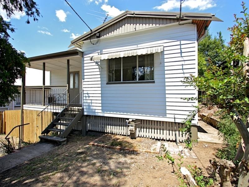 3 Fitzgerald Street, North Ipswich QLD 4305