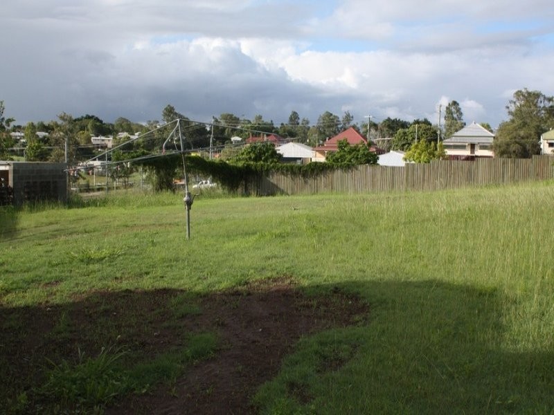 62 Tiger Street, West Ipswich QLD 4305