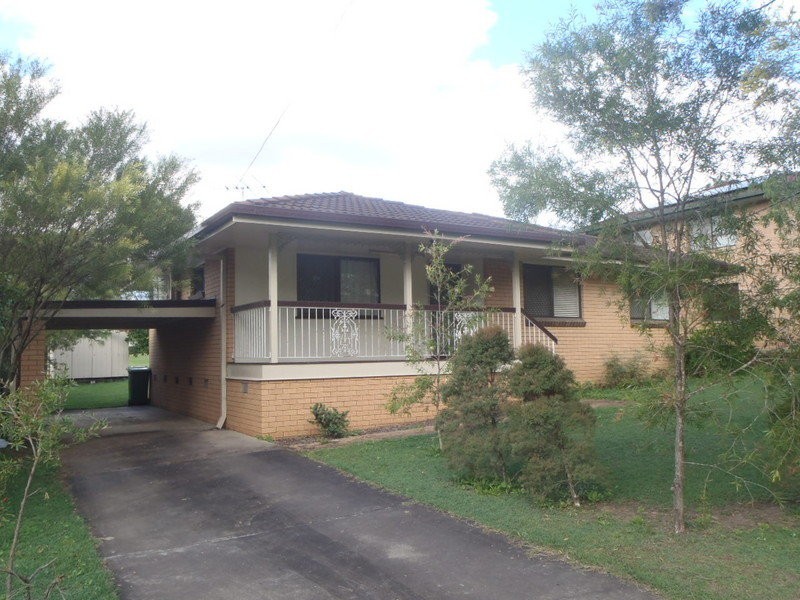 40 Rumsey Drive, Raceview QLD 4305