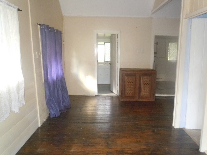 19 Smith street, North Ipswich QLD 4305