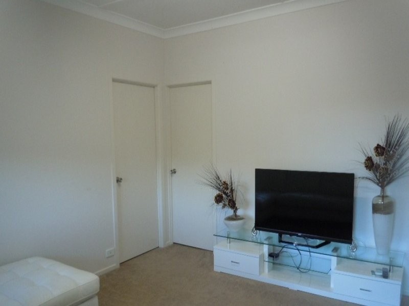 4 Challinor Street, West Ipswich QLD 4305