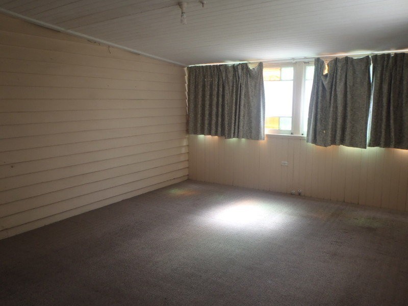 11  Tallon Street, Sadliers Crossing QLD 4305