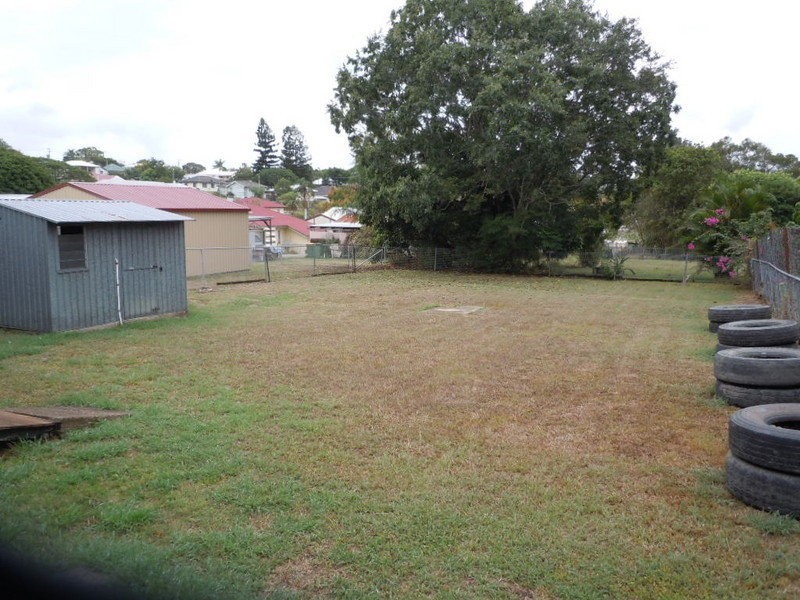 20 Wattle Street, North Booval QLD 4304