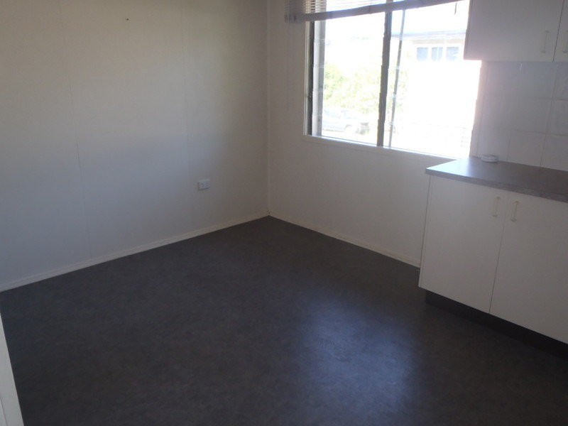 16 Felette street, Leichhardt QLD 4305