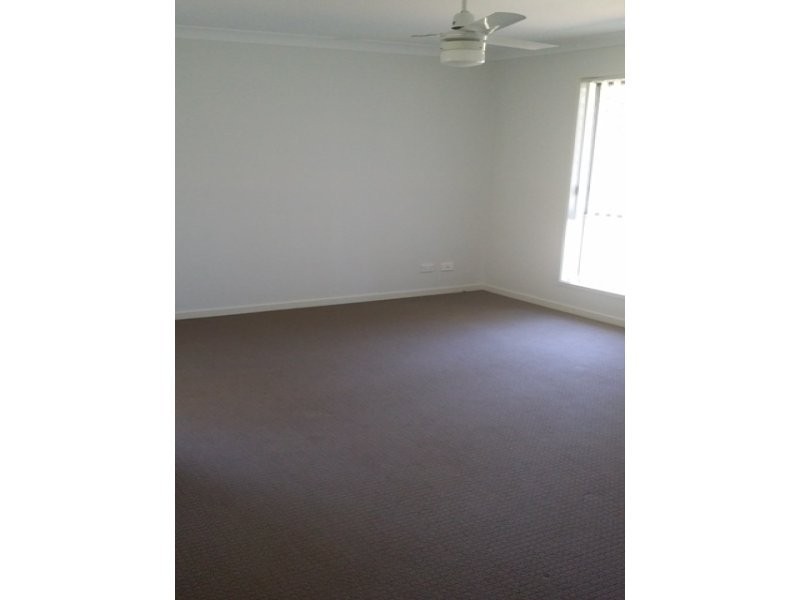 66 Honeywood Drive, Fernvale QLD 4306