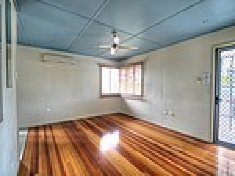 39 Kynance street, Leichhardt QLD 4305