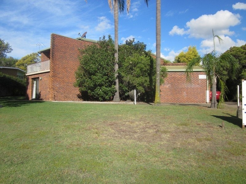 2/10 Dinmore street, Dinmore QLD 4303
