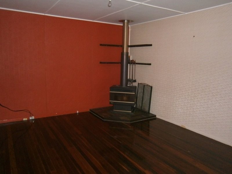98 Holdsworth Road, North Ipswich QLD 4305