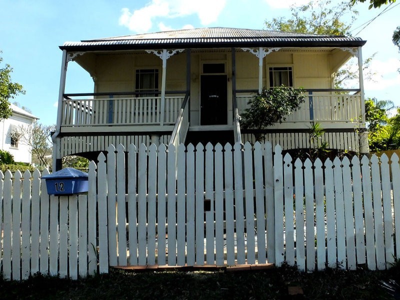 12 Bowen Street, Woodend QLD 4305