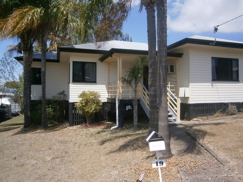 19 Idolwood Street, Eastern Heights QLD 4305