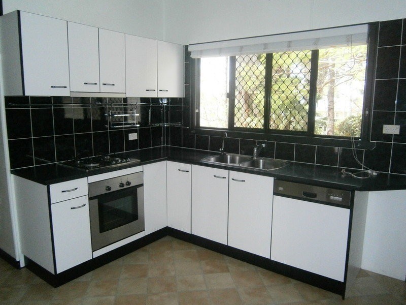 19 Idolwood Street, Eastern Heights QLD 4305
