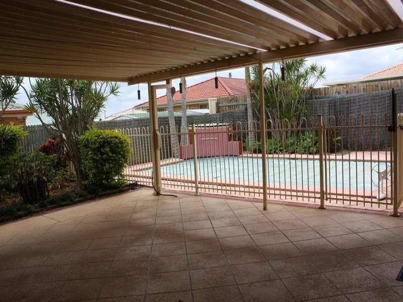 6 Nimrod Court, Flinders View QLD 4305