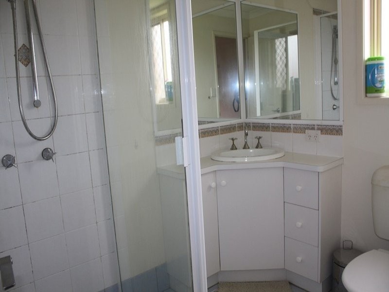 6 Nimrod Court, Flinders View QLD 4305