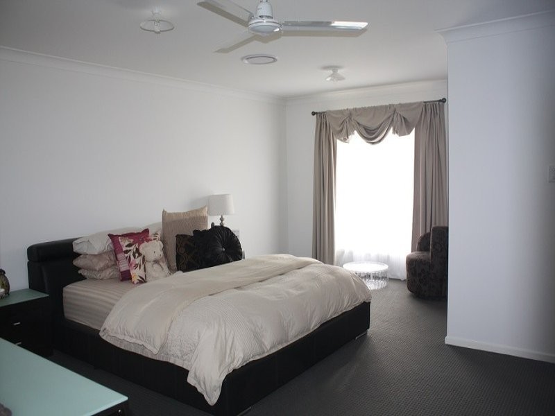 28 Dalray Drive, Raceview QLD 4305