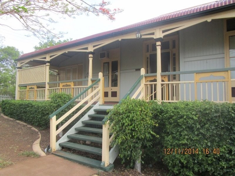 2 Roderick Street, Ipswich QLD 4305